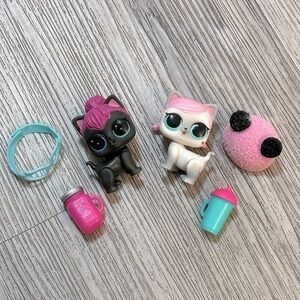 LOL surprise pets cats kitty with accessories. Excellent condition.